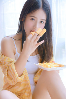 校园纯肉喷水高hnp(迈克尔middot凯里)